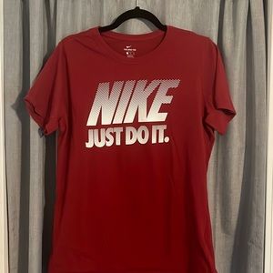 XL Nike tee